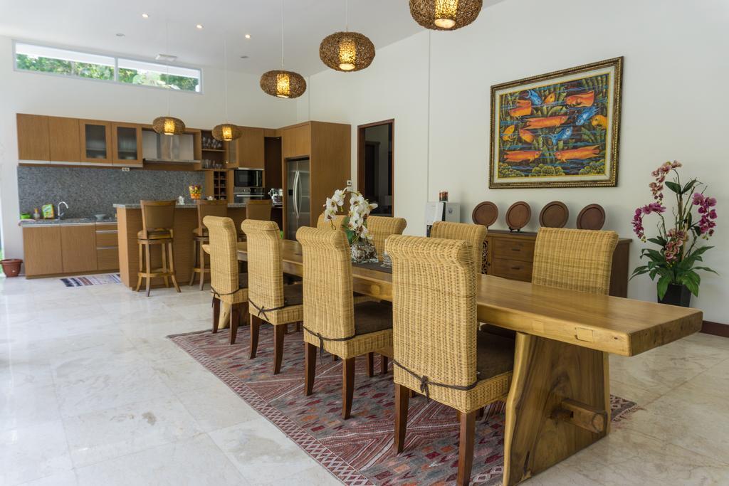 นาร์วิก วิลลา Villa ลอมบอก ห้อง รูปภาพ