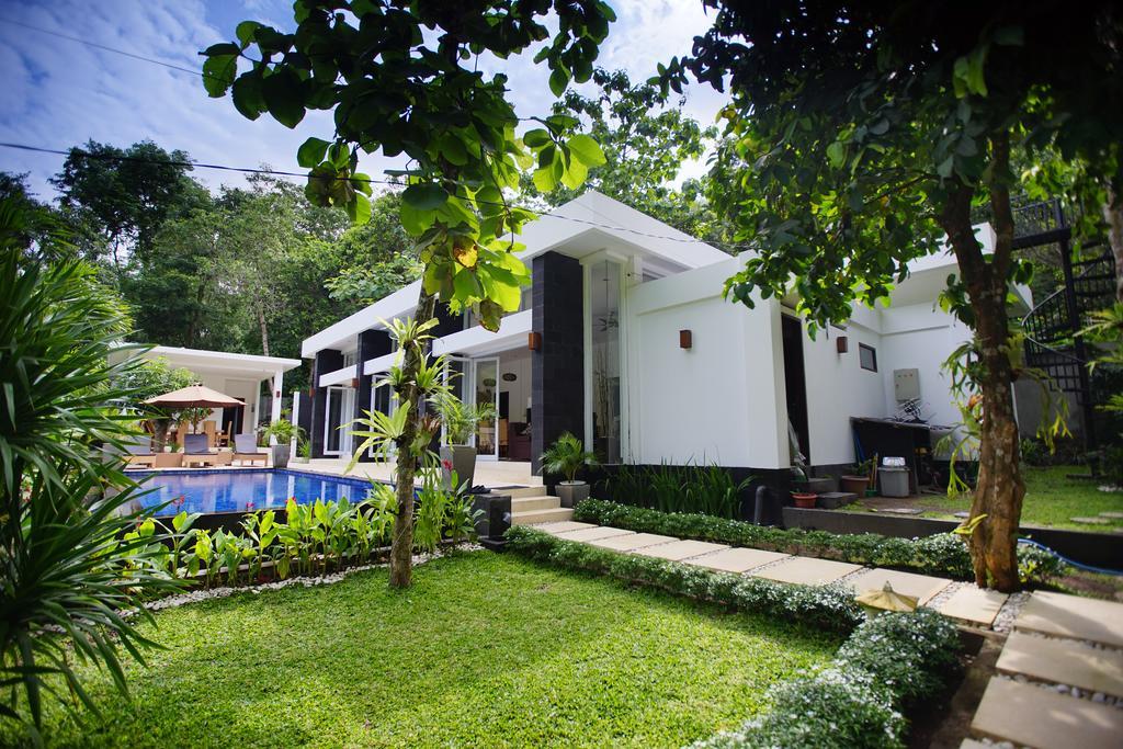 นาร์วิก วิลลา Villa ลอมบอก ภายนอก รูปภาพ