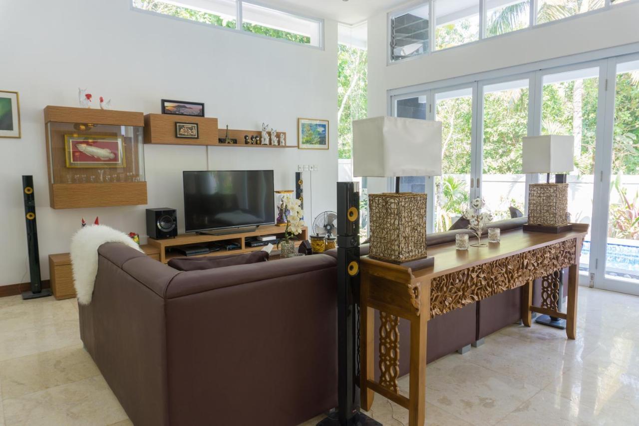 นาร์วิก วิลลา Villa ลอมบอก ภายนอก รูปภาพ